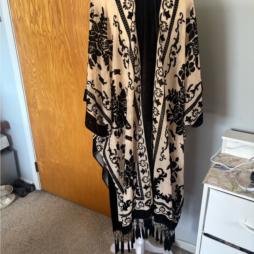 Free people Night Burntout Black  Kimono - Picture 6 of 10